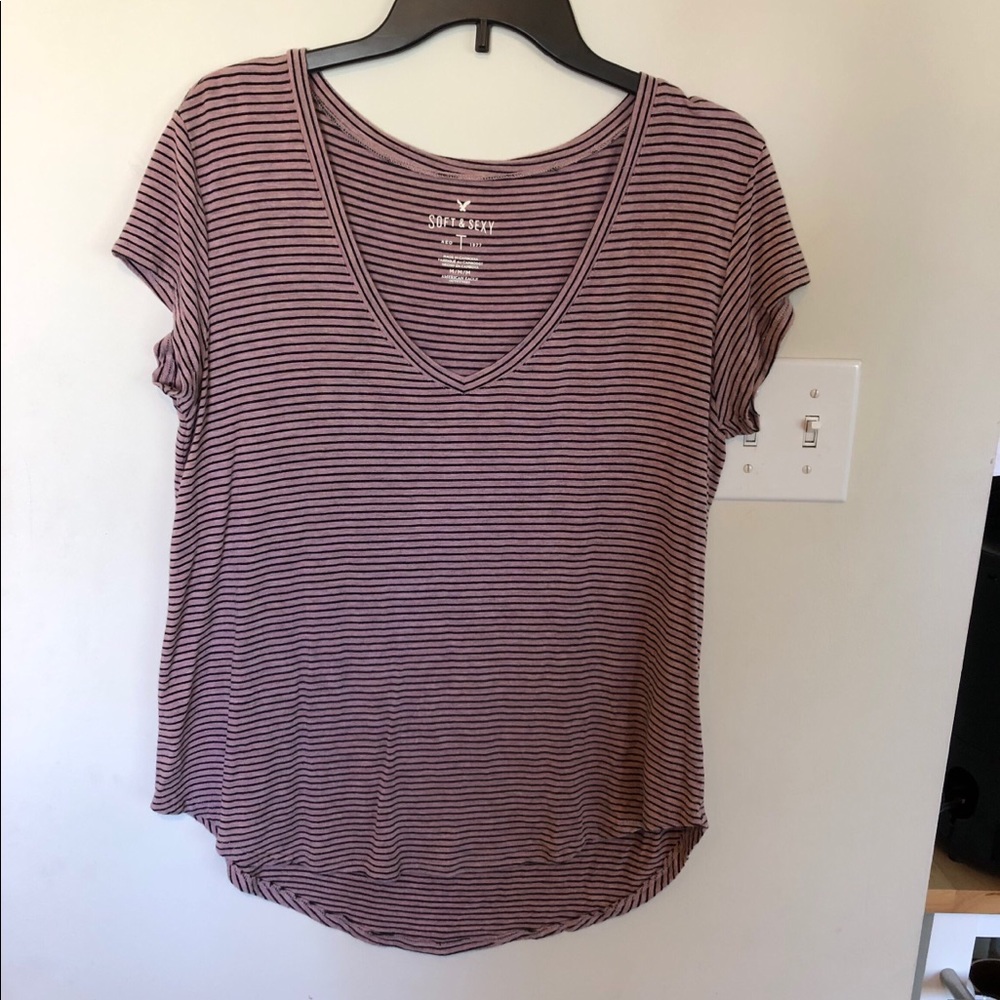 American Eagle soft and sexy tee